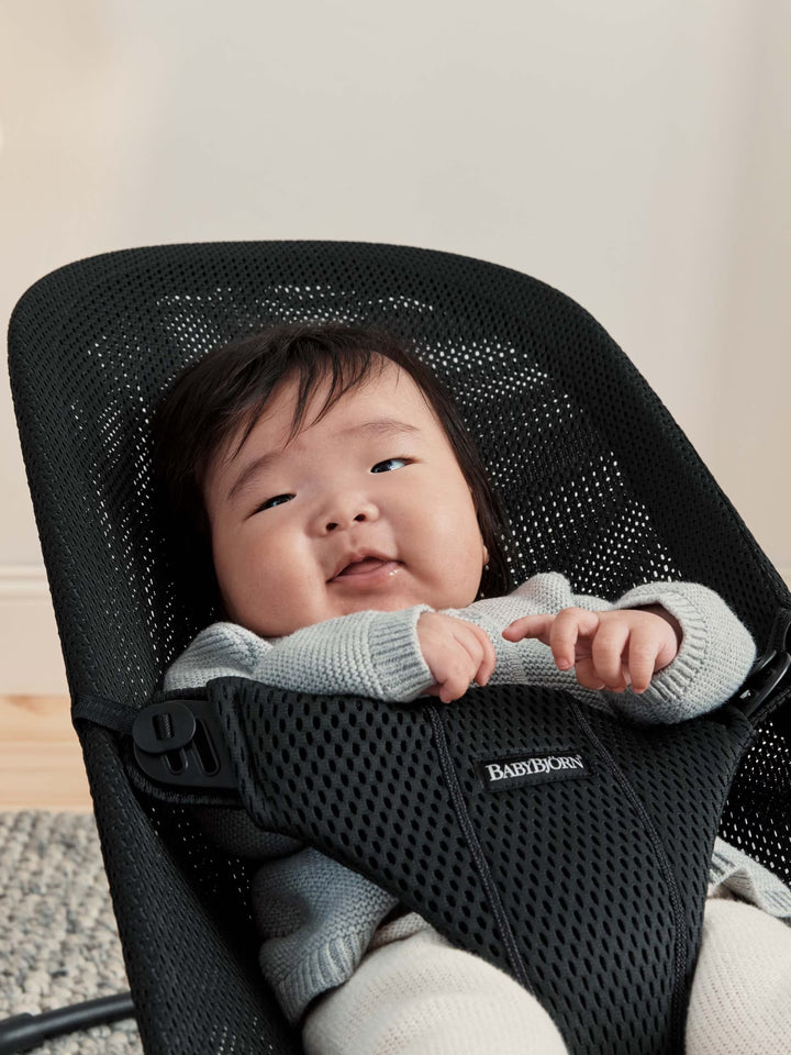BabyBjorn Bouncer Bliss - Mesh, Black