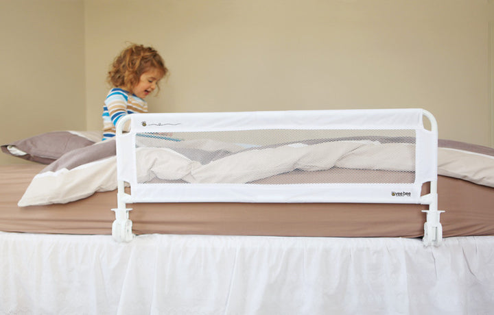 VeeBee Fold Down Bed guard(N8949)