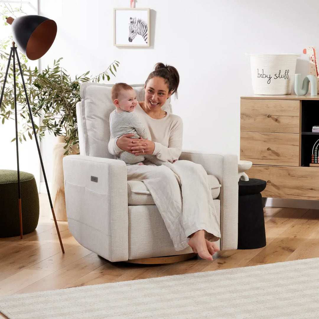 Il Tutto Frankie Electric Recliner Glider Nursery Chair - Egg Shell