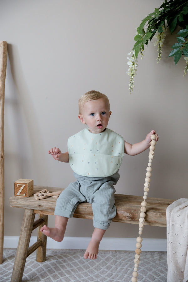 Snuggle Bib Waterproof-Starlight