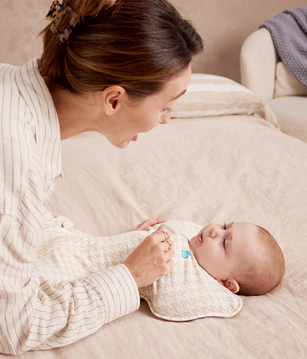 SWADDLE UP Original 1.0T - Tan Houndstooth