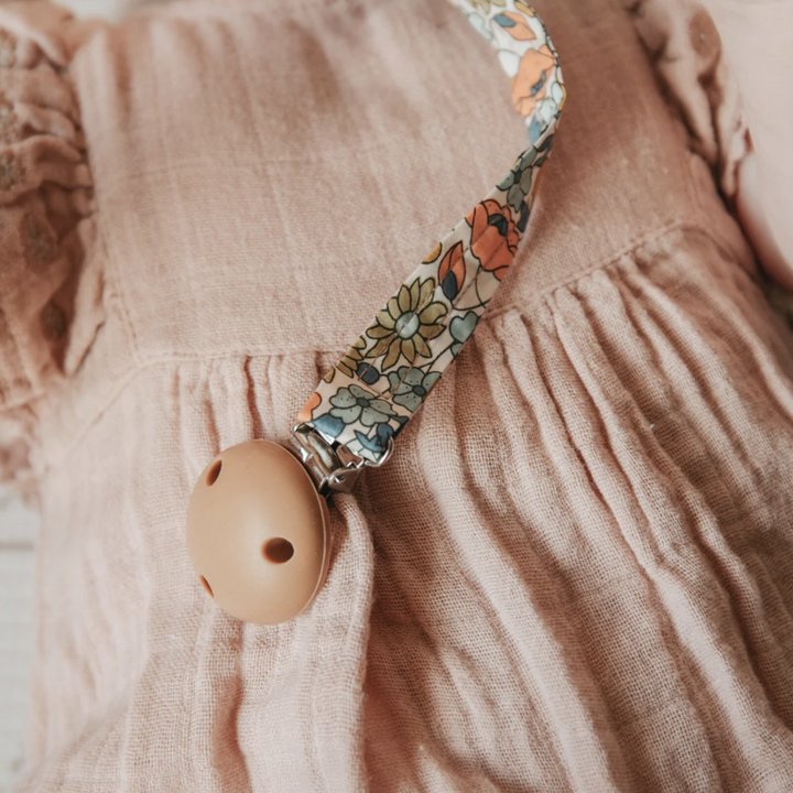 Jellystone Designs May Gibbs Dummy Clip - Blush
