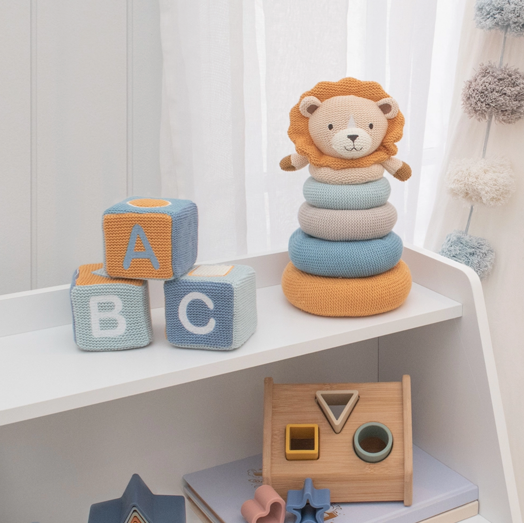 Knitted Stacking Rings-Leo the Lion