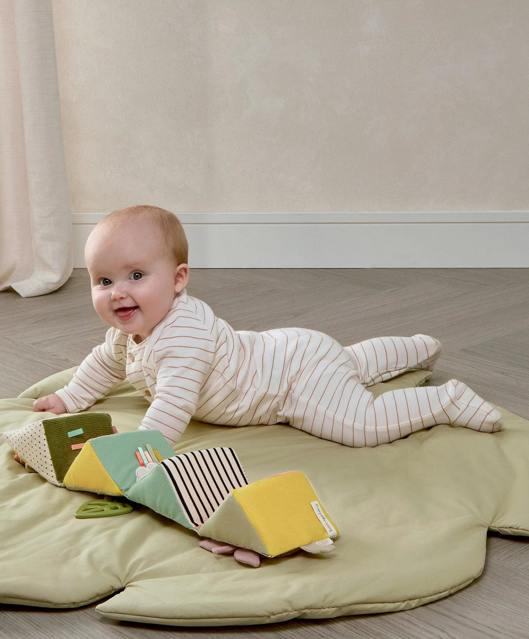 Mamas & Papas Folding Activity Cube