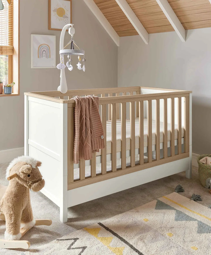Mamas & Papas Harwell 5 Piece Set (Cotbed, Dresser Changer, Mattress, Fitted Sheets & Mattress Protector) - White