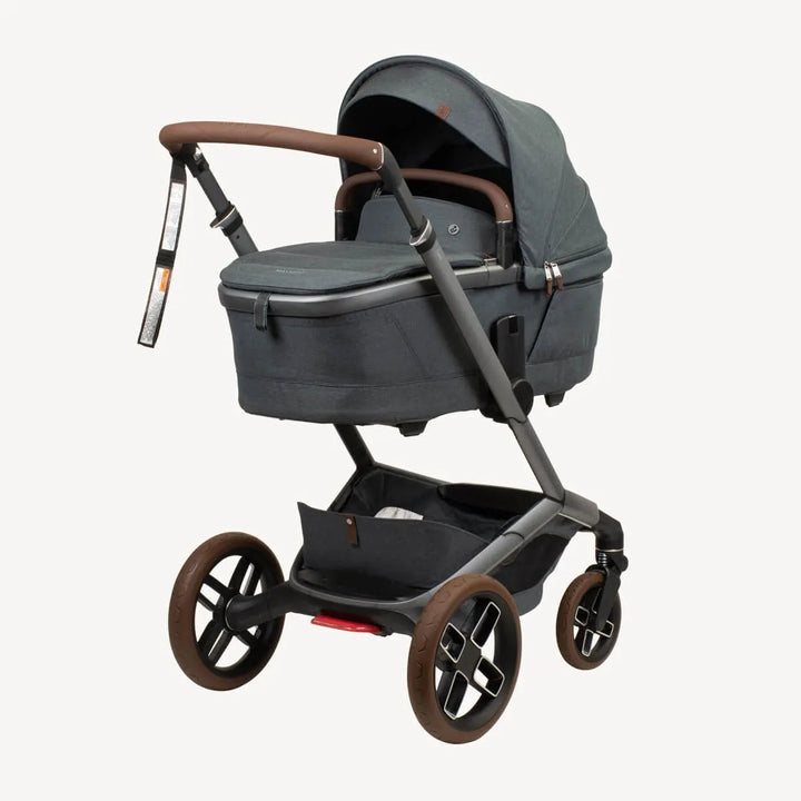 Maxi Cosi Fame Stroller and Bassinet - Twillic Graphite