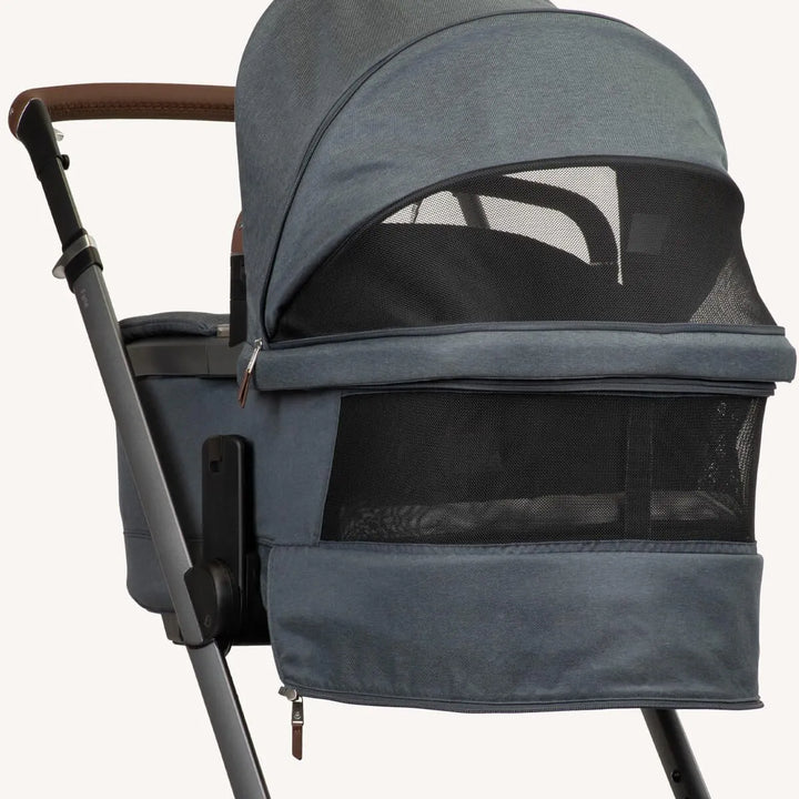 Maxi Cosi Fame Stroller and Bassinet - Twillic Graphite