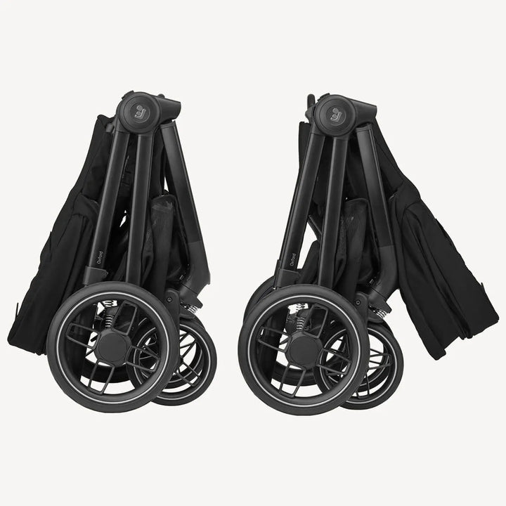 Maxi Cosi Oxford Stroller and Oria Bassinet