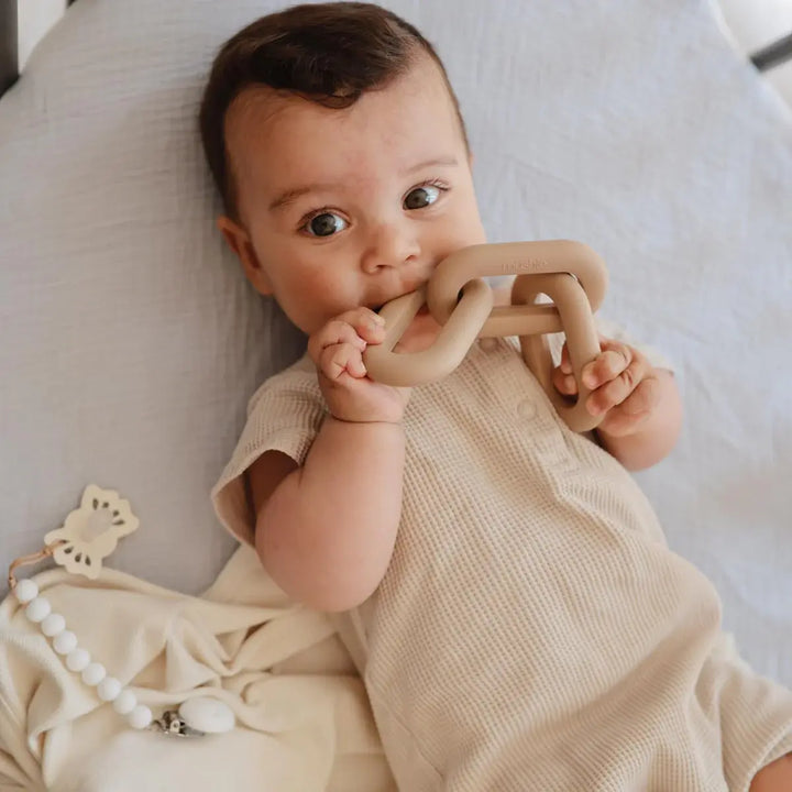 Mushie Links Teether DRIED THYME