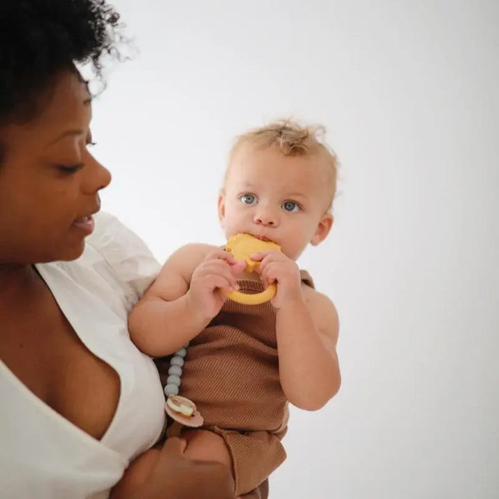 Mushie Animal Teether LION