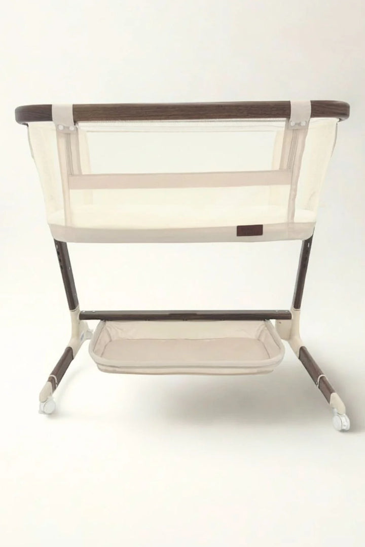 Babystudio Dream Glider Bedside Sleeper – Auto Motion Bassinet | Wood Grain