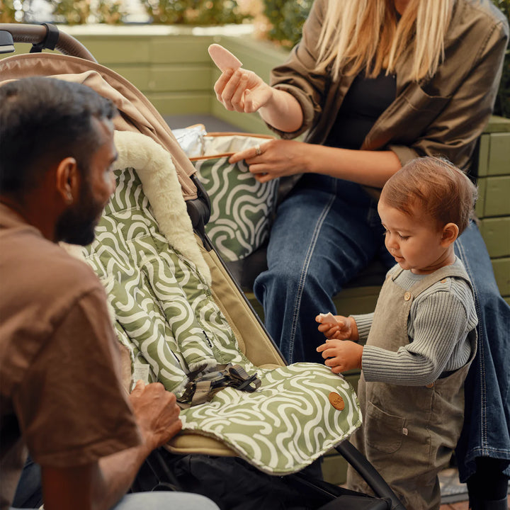 OiOi Cozy Fleece Pram Liner - Green Squiggle