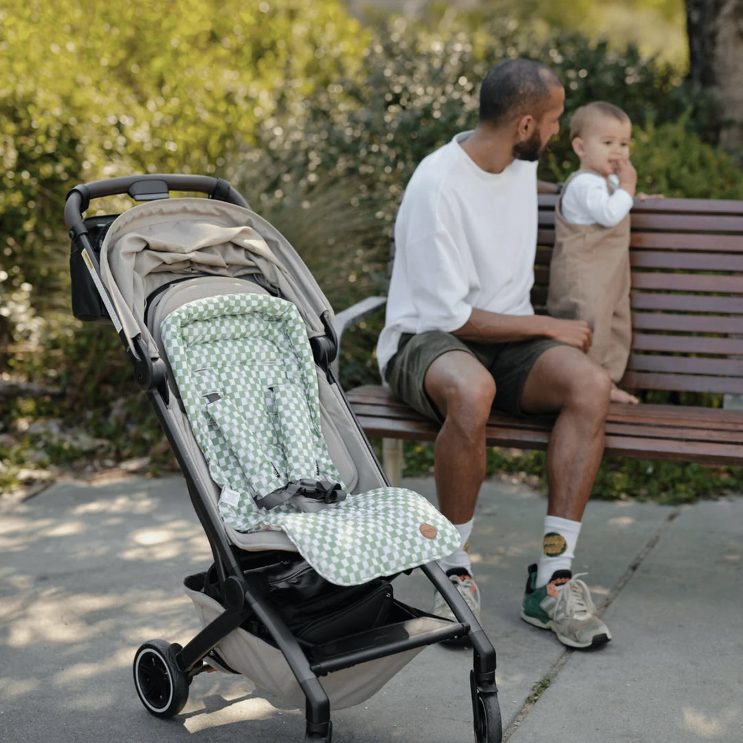 OiOi Reversible Pram Liner - Sunburst/Green Check