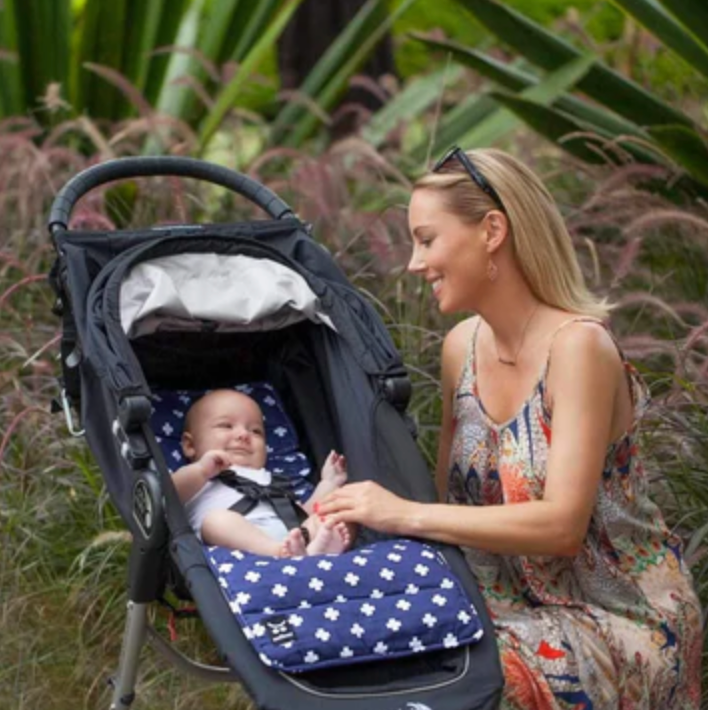Outlookbaby Pram Liner - Navy Crosses