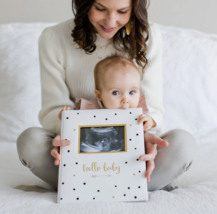 PEARHEAD BABYBOOK - HELLO BABY