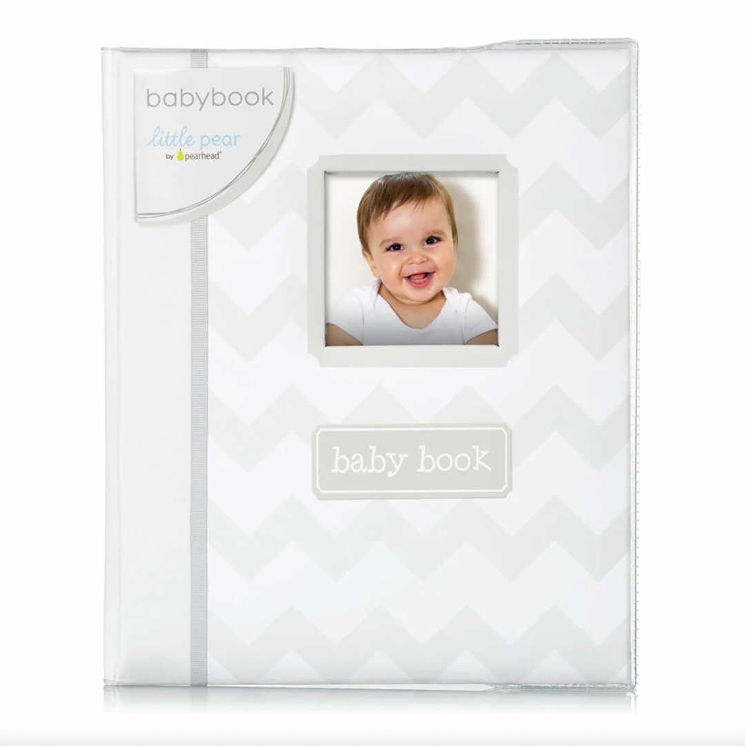 Pearhead LITTLE PEAR CHEVRON BABY BOOK