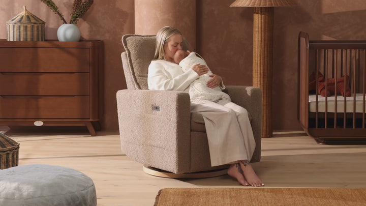 Il Tutto Frankie Electric Recliner/Glider Chair - Mocha Teddy