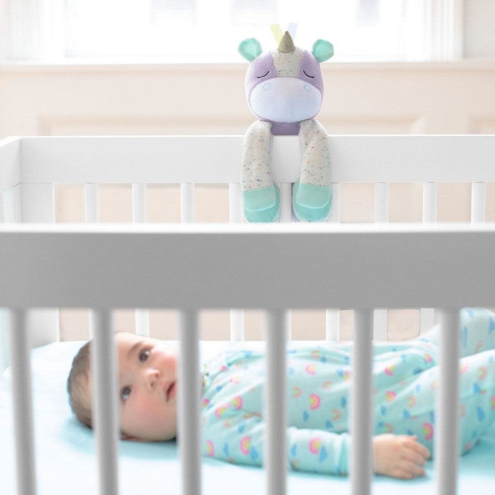 SKIP HOP CRY ACTIVATED ALL SOFT SOOTHER UNICORN