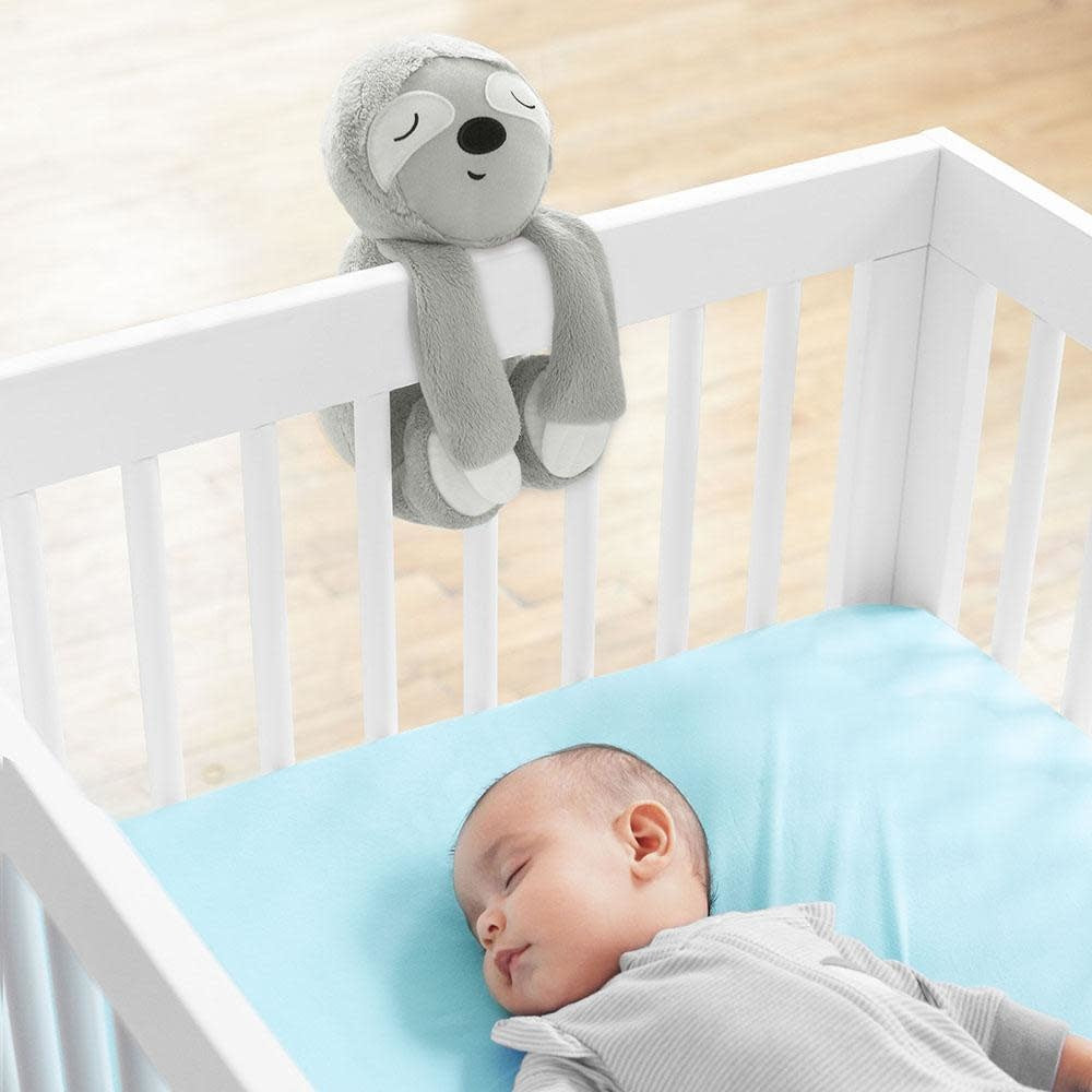 SKIP HOP CRY ACTIVATED ALL SOFT SOOTHER SLOTH