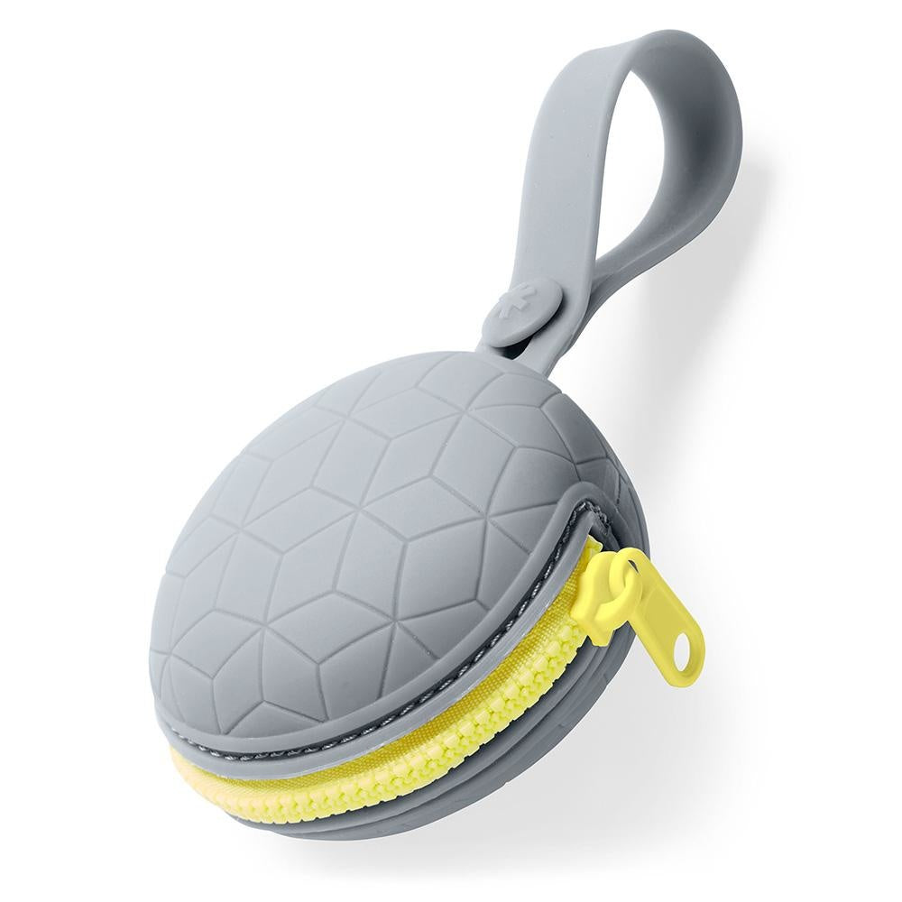 SKIP HOP GRAB & GO SILICONE PACIFIER HOLDER - GREY