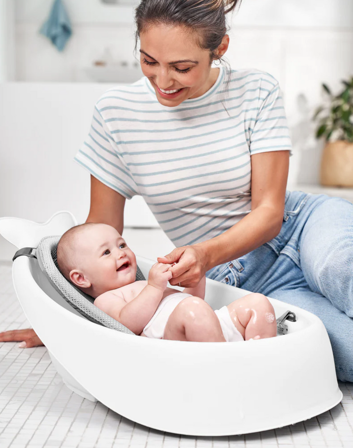 Skip Hop Moby Smart Sling 3-Stage Bath Tub White