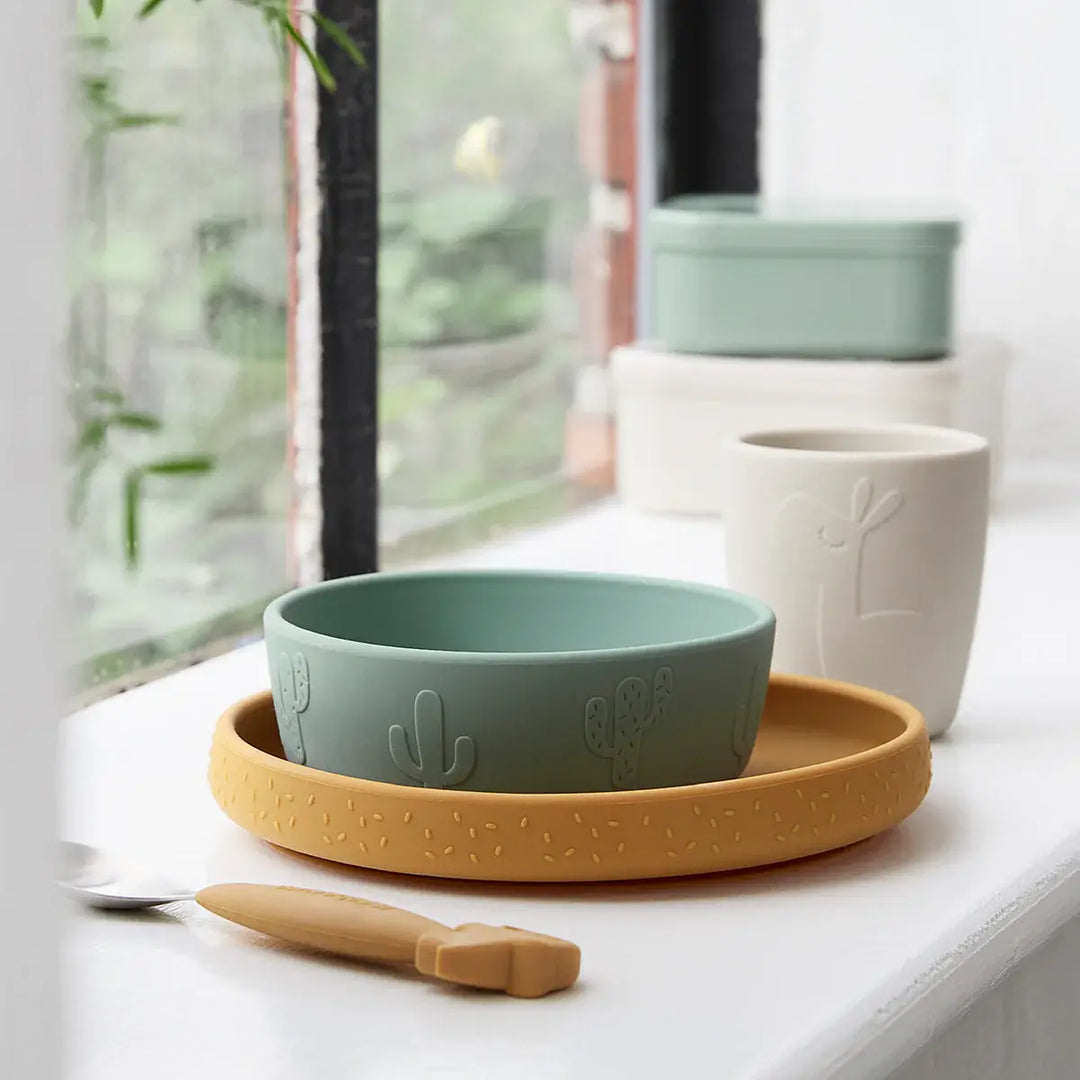 Done by deer Stick & Stay dinner set Lalee green mustard sand