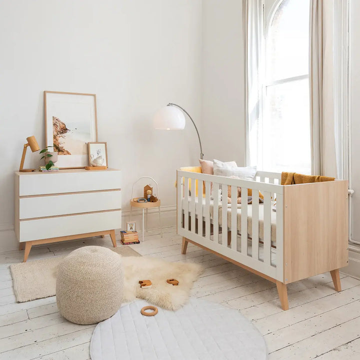 BabyRest Tommi Cot +Chest Bundle - White/Oak