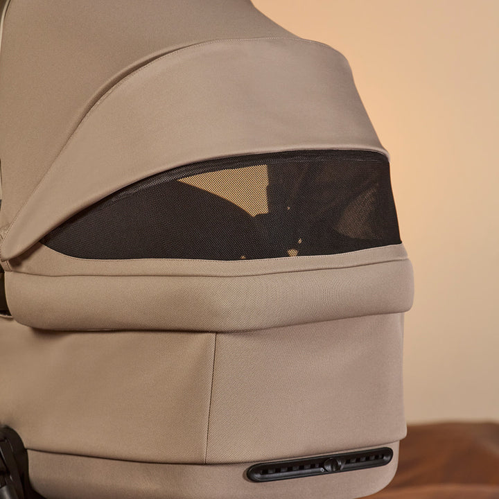 Silver Cross Reef 2 Special Edition Frappe with Carrycot