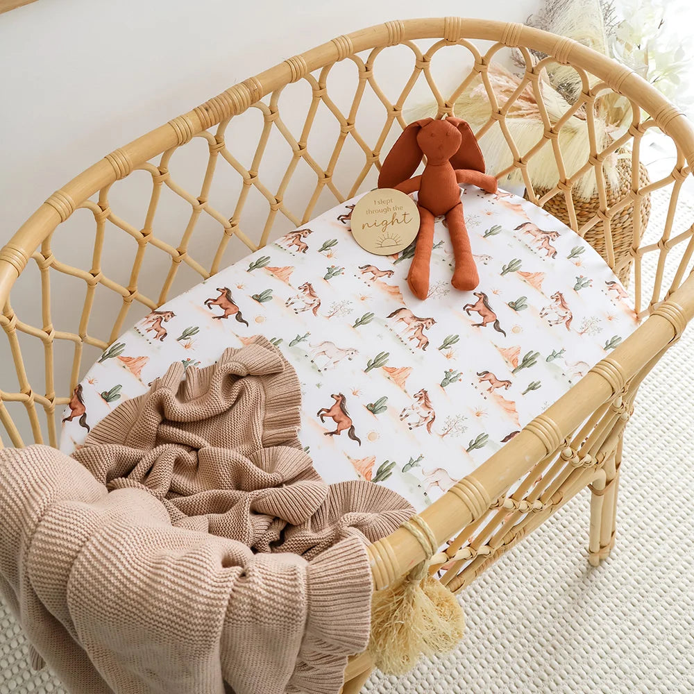 Snuggle Hunny Organic Bassinet Sheet / Change Pad Cover - Wild Horses
