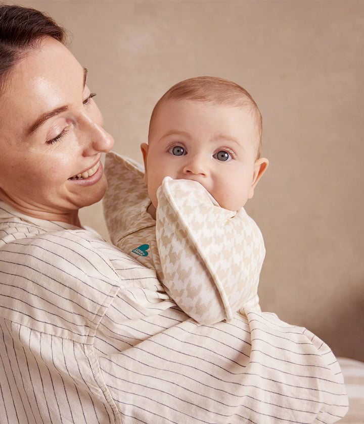 SWADDLE UP Original 1.0T - Tan Houndstooth