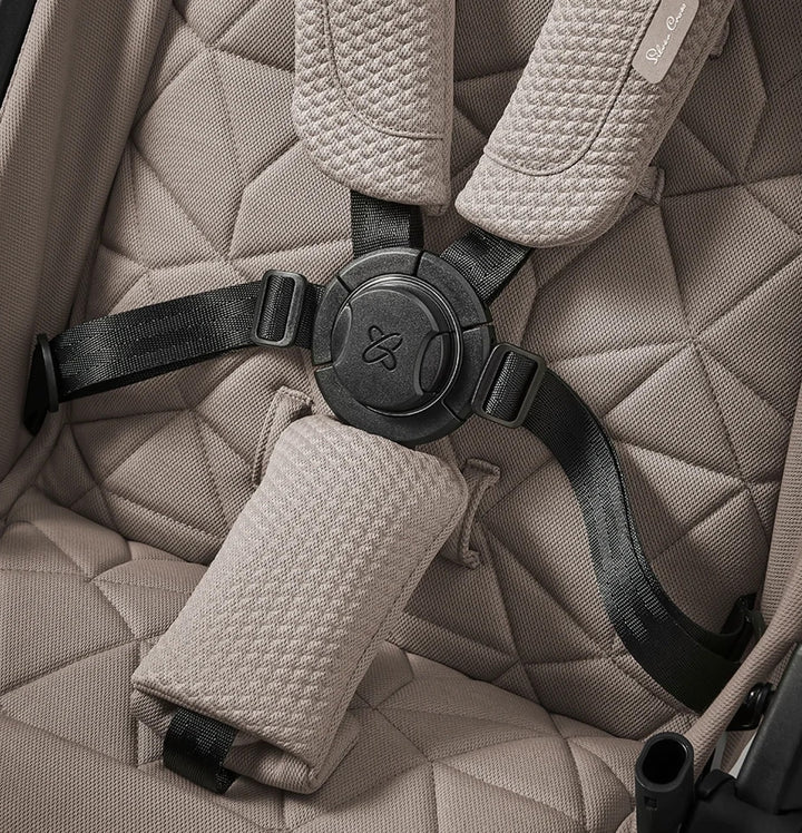 Silver Cross Clic Cobble